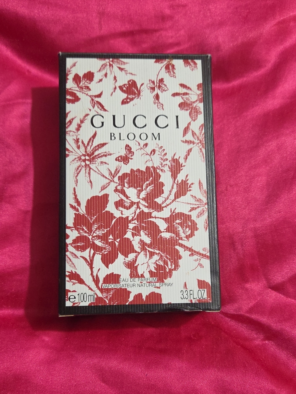 Gucci Bloom White Box with Red Floral Print